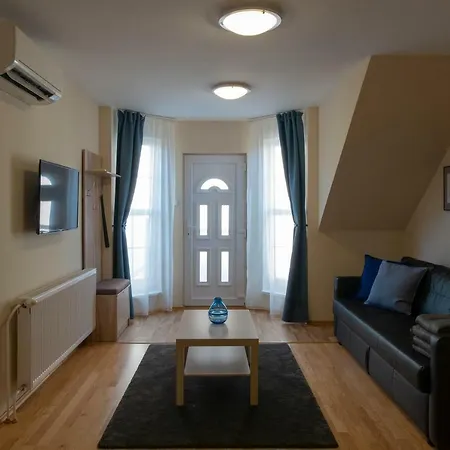 Airport Apartman Vecsés Exterior photo